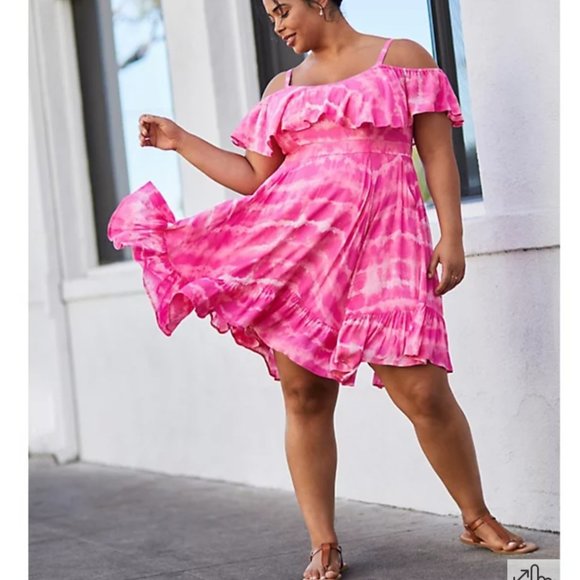 torrid Dresses & Skirts - Torrid pink cold shoulder dress